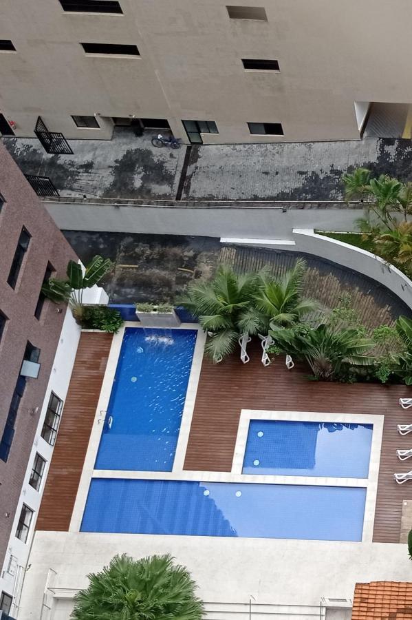 Flat top no centro do Guarujá Exterior foto